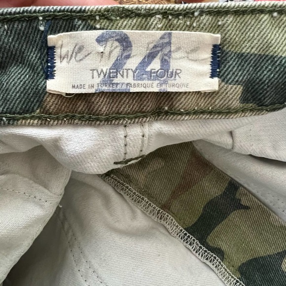 ✨SOLD✨Free People We The Free Remy Crop Pants In Moss - Picture 9 of 10